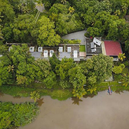 S River Resorts Kochi ภายนอก รูปภาพ