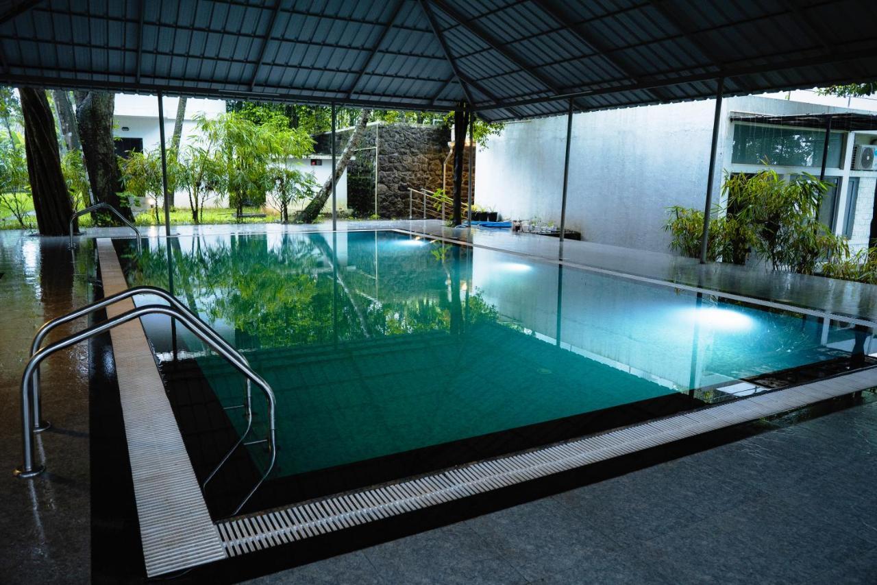 S River Resorts Kochi ภายนอก รูปภาพ
