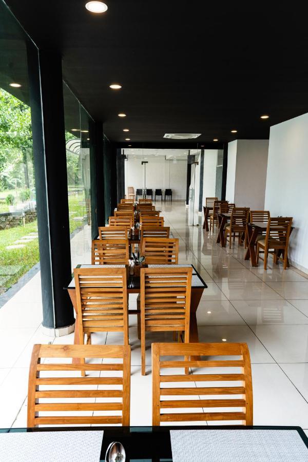 S River Resorts Kochi ภายนอก รูปภาพ